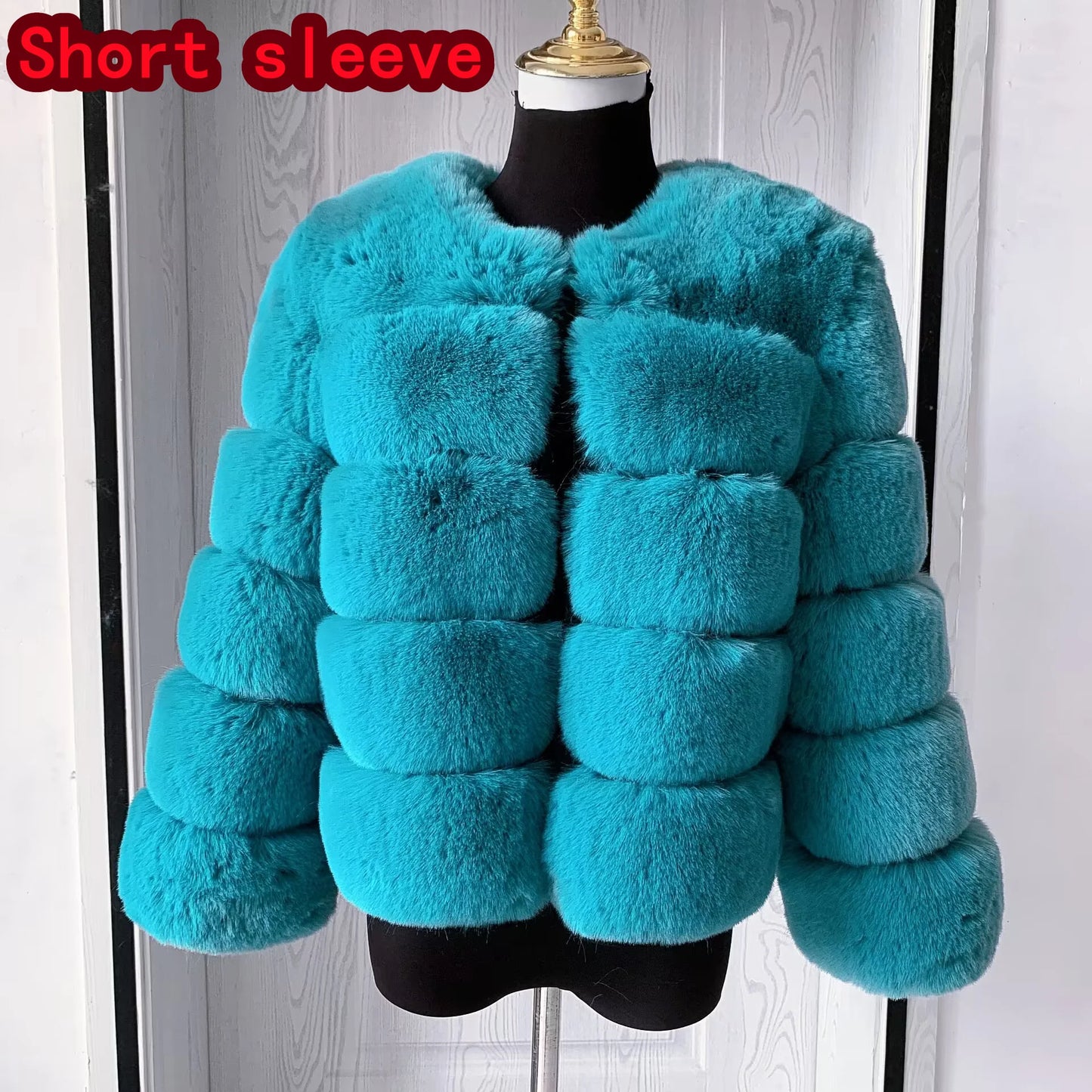 LoLo short coat